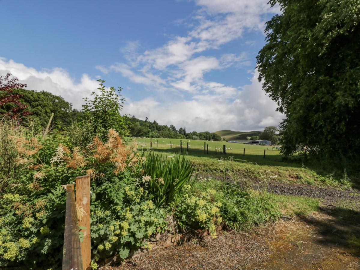 Trefoil Cottage Biggar Bagian luar foto